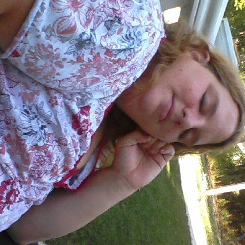 Kristina Mayes Photo 12