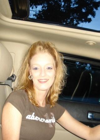 Amanda Patterson Photo 26