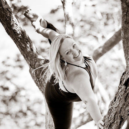 Carrie Myers Photo 10