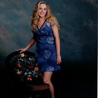 Heidi Jones Photo 23