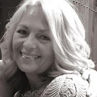 Rhonda Ray Photo 25