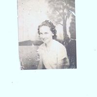 Alice Harness Photo 10