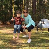 Michelle Rainey Photo 15