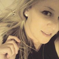 Danielle Howell Photo 29