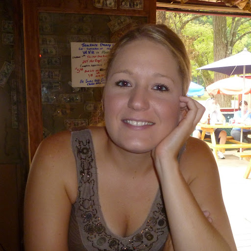 Ashley Cameron Photo 32