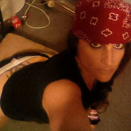 Amanda Haney Photo 11