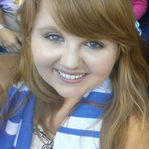 Nicole York Photo 36
