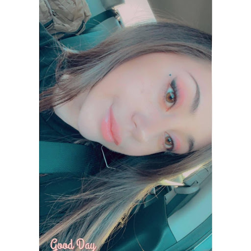 Emily Morales Photo 16