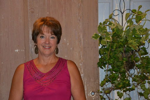 Karen Cates Photo 25