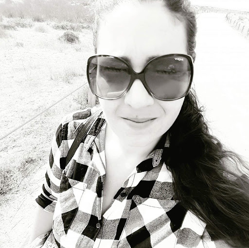 Ana Roque Photo 45