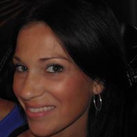 Laurie Reinhart Photo 8