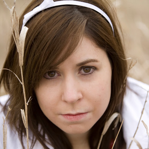Denise Cheek Photo 26