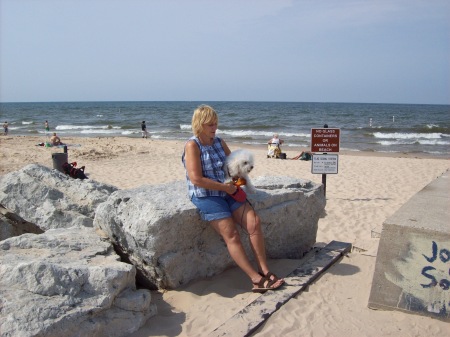 Beverly Evans Photo 26