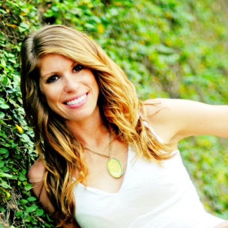 Stephanie Moody Photo 38