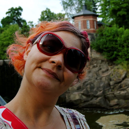 Ruth Carlson Photo 32