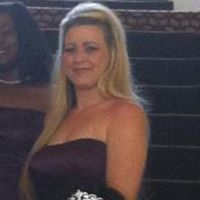 Tiffany Roach Photo 13