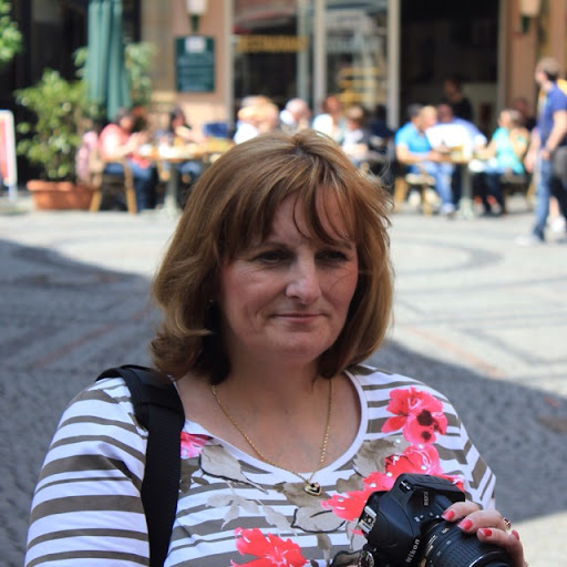 Michelle Merkel Photo 13