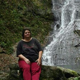 Lilly Scott Photo 6