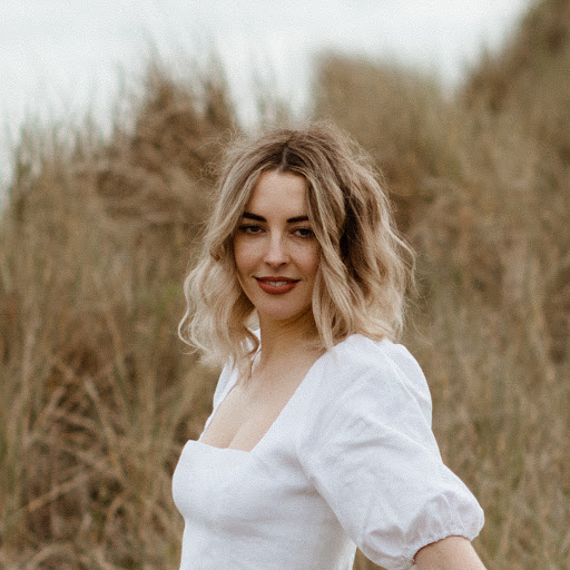Lauren French Photo 32