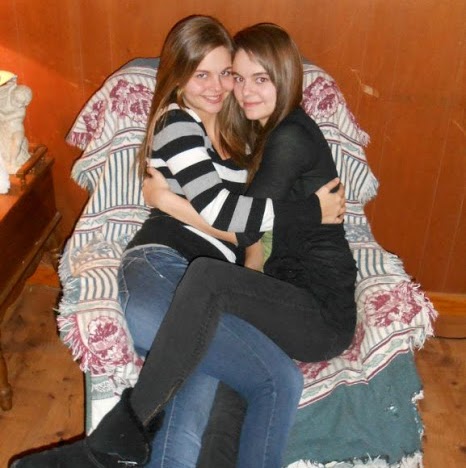 Allison Dowdy Photo 8
