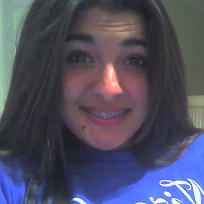 Elizabeth Moreno Photo 8