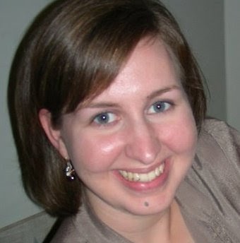 Emily Skinner Photo 14