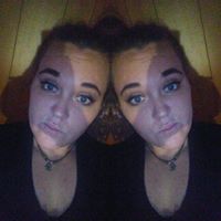 Megan Stevens Photo 32
