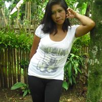 Kristine Gomez Photo 34