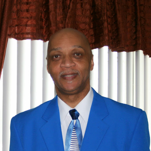 Mack Walker Photo 5