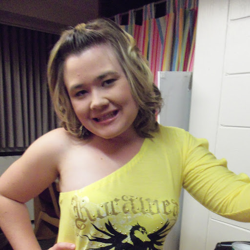 Whitney Anderson Photo 28
