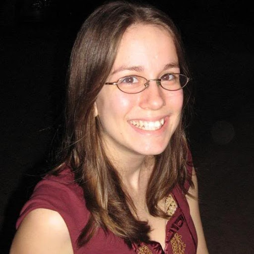 Julie Garner Photo 25
