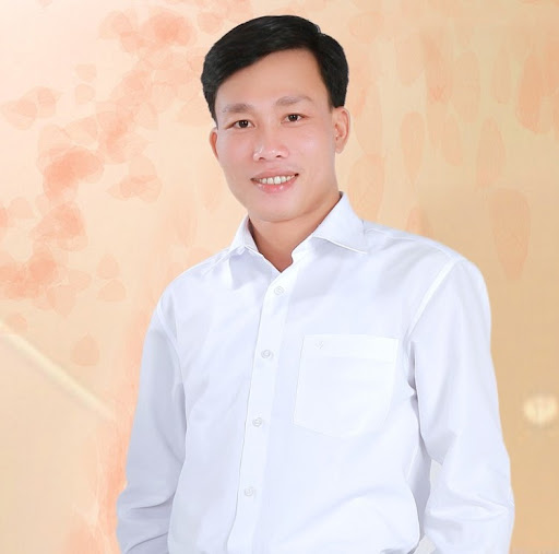 Hoan Dinh Photo 7