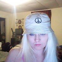 Holly Wilder Photo 6