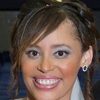 Louise Gordon Photo 6