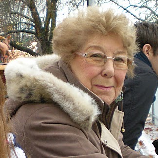 Ellen Donovan Photo 21