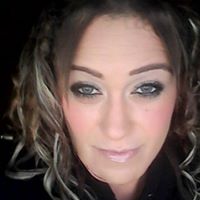 Elizabeth Jimenez Photo 37