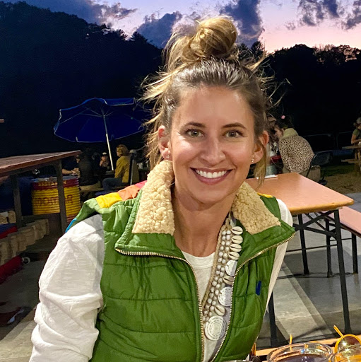 Jacquelyn Stafford Photo 20