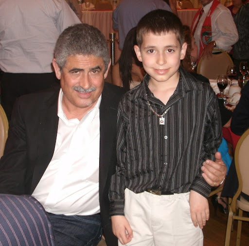 Jason Gomes Photo 19