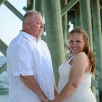 Laura Rodgers Photo 37