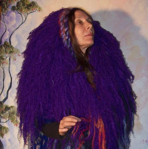 Cynthia Rose Photo 36