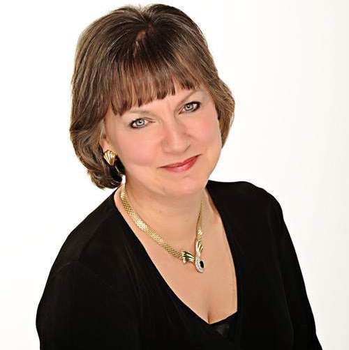 Vicki Hahn Photo 21