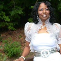 Janet Reaves Photo 15