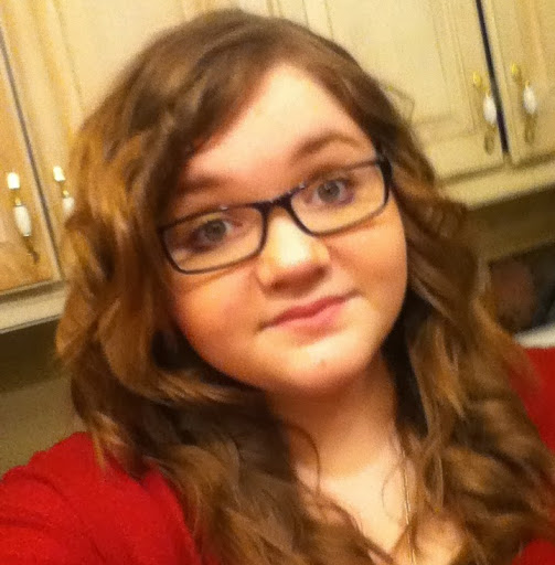 Allison Loyd Photo 19