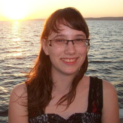 Sarah Wall Photo 39