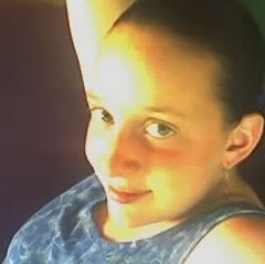 Melissa Carey Photo 24