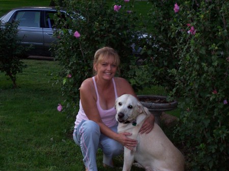 Lori Schneider Photo 23