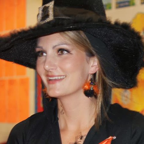 Rebecca Bowling Photo 37