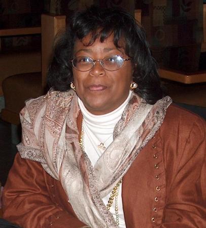 Ramona Clark Photo 29