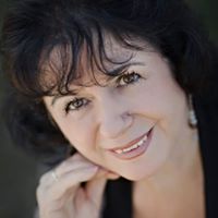 Brenda Drake Photo 10