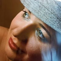 Jennifer Hundt Photo 14